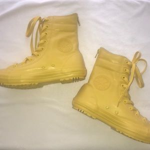 RESERVED FOR TRADE 💛